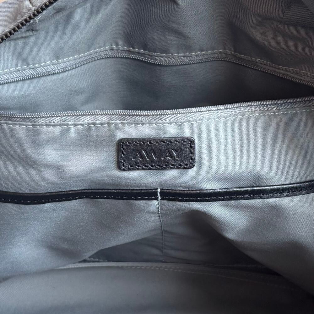 Away Everywhere Weekender Duffle Bag Luggage Gray Nylon Black Leather - Picture 10 of 15